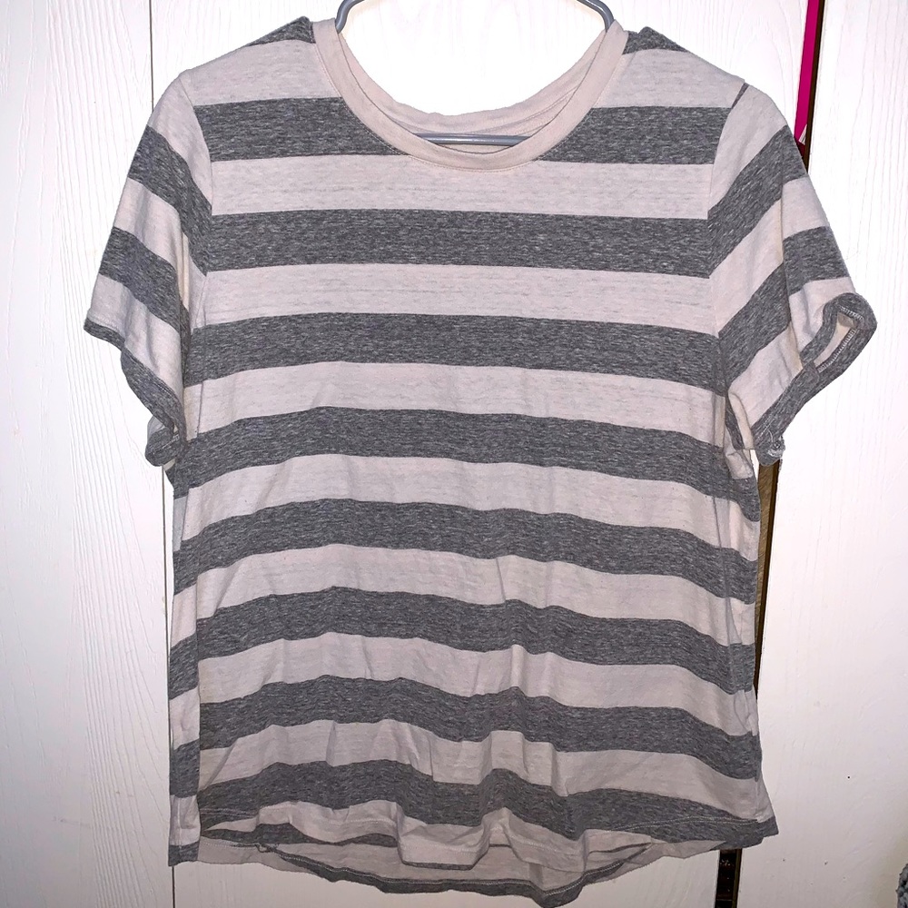 Everyday Old Navy Tshirt